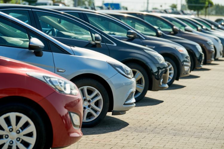 Mistä löytyy halvin autolaina?